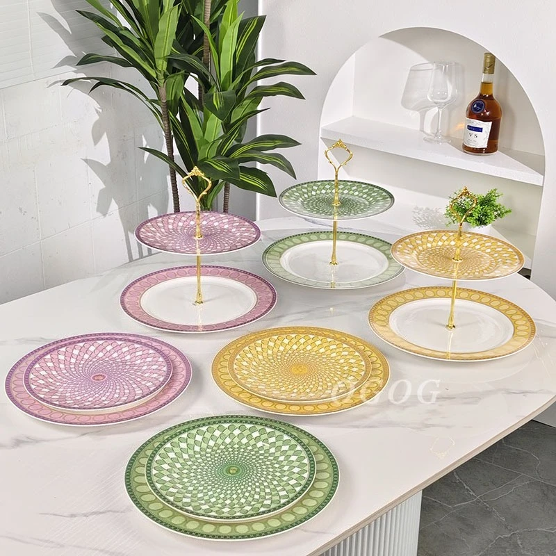 

High-AppearanceMinimalist Bone China Dinner Plates European Luxury Swan Design Steak Plates Western Style Home Plates Gift Boxed