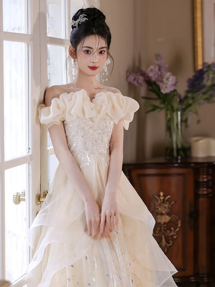 

Новое вечернее платье цвета шампань на одно плечо для помолвки, женское, 2025 года, длинное, А-силуэт, роскошное свадебное платье