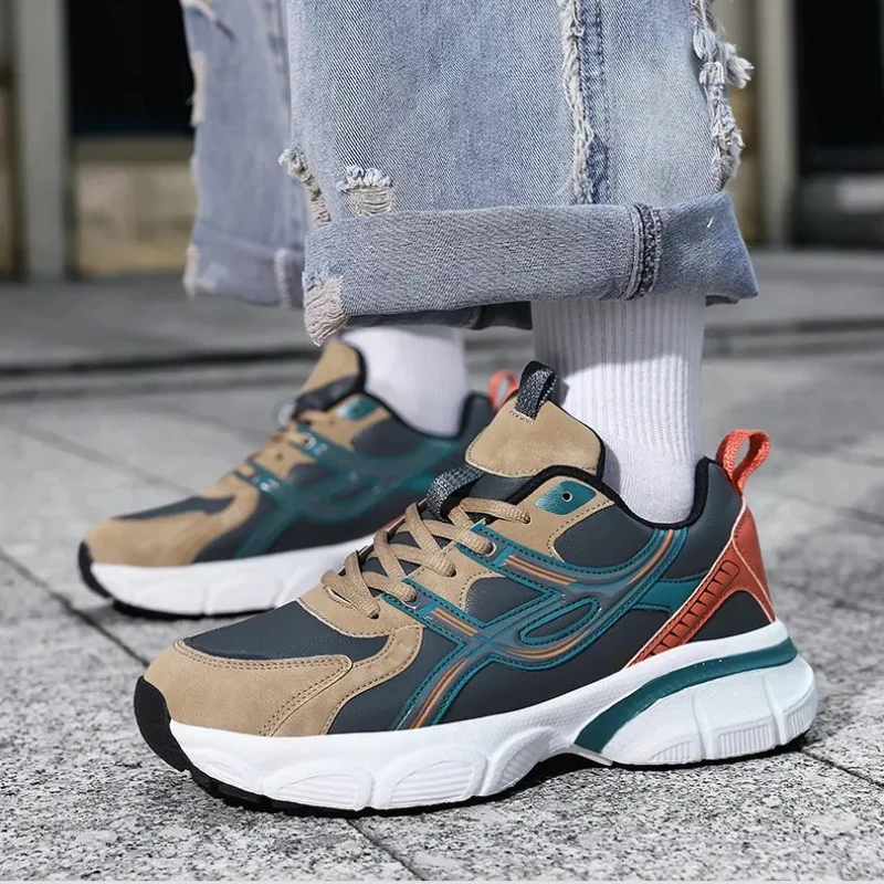 

Comfortable, fashionable and versatile men's leather sports and leisure shoes, men's shoes in large sizes, dad shoes 38-47