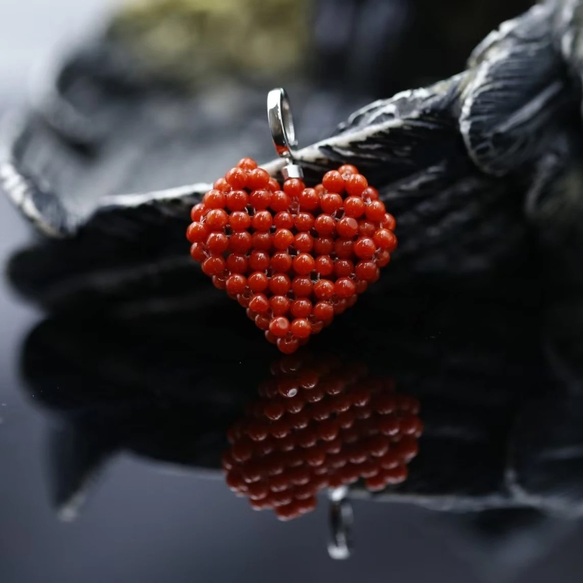 

3mm Genuine Red Round Bead Heart-shaped Hand-woven South Red Agate Pendant Fine Jewelry Exquisite Holiday Gifts