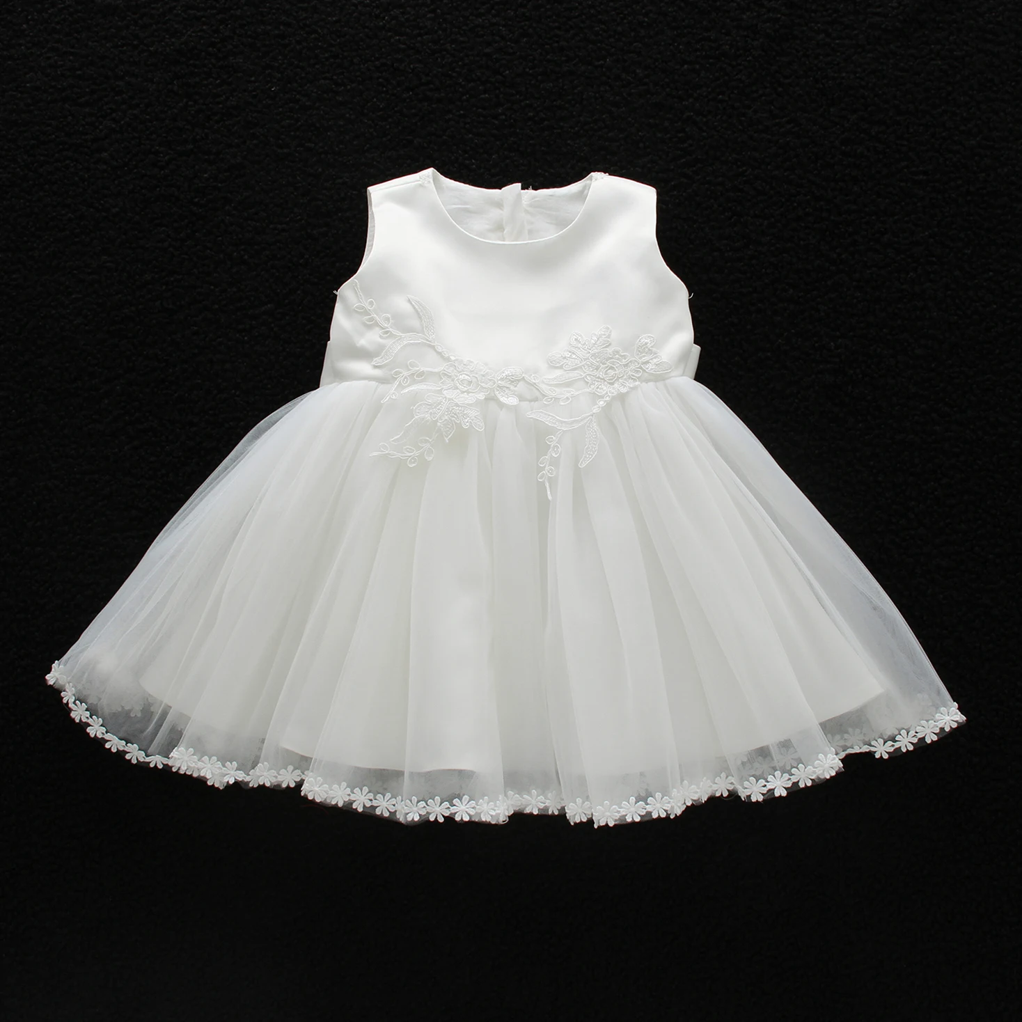 Wholesale Newborn Baby Girls Baptism Party Unisex Lace Infant Gowns Dresses for Christening Western Wedding Party Wear