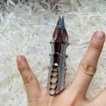 Finger Ring Gift Box 2pcs Set Joker Girl Cos Halloween Dangan Ronpa Gothic Danganronpa Celestia Ludenberg Punk Finger Bone Ring image 3