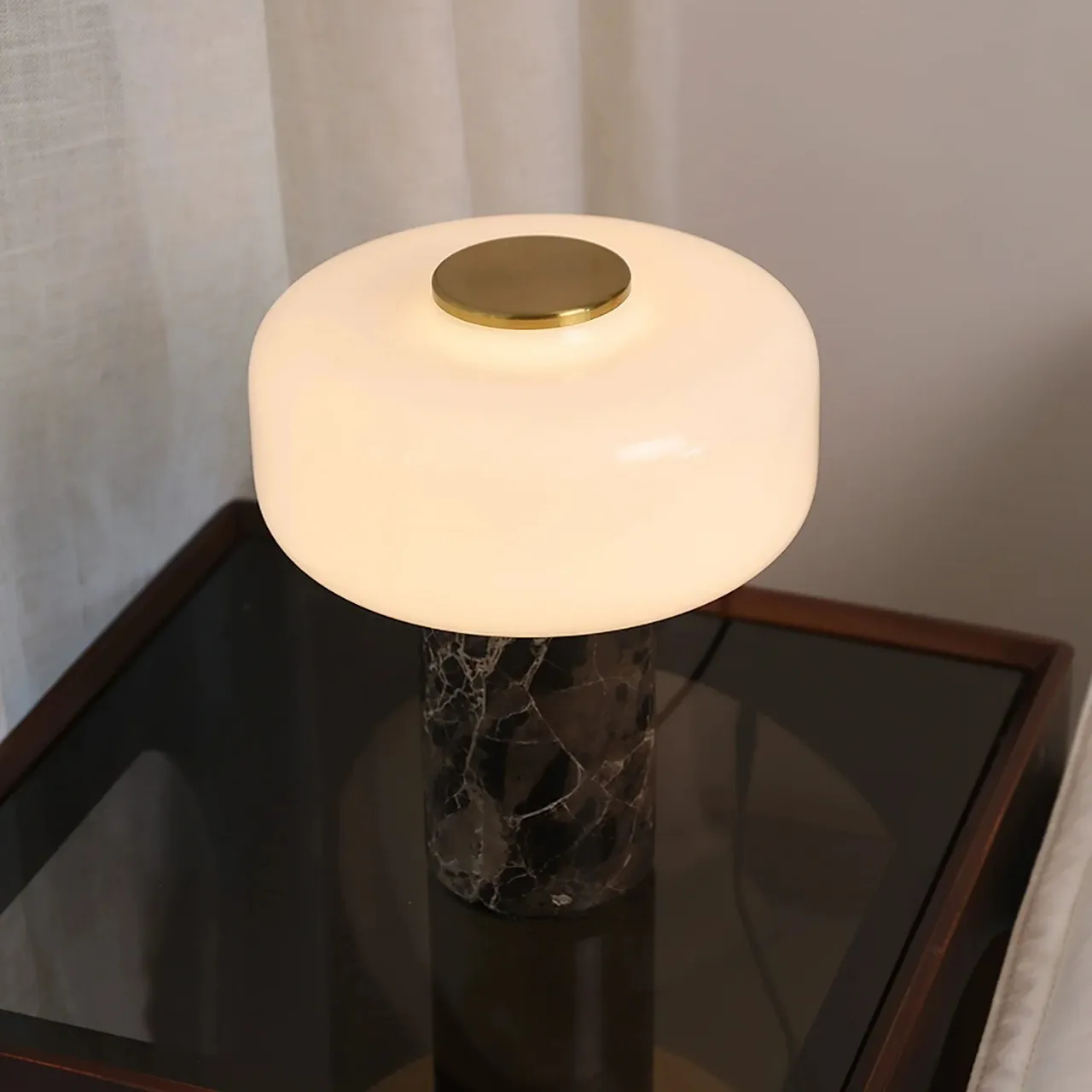 Modern Minimalist Luxury Glass Lampshade Marble Base High-End Desk Lamp for Bedroom Bedside Study