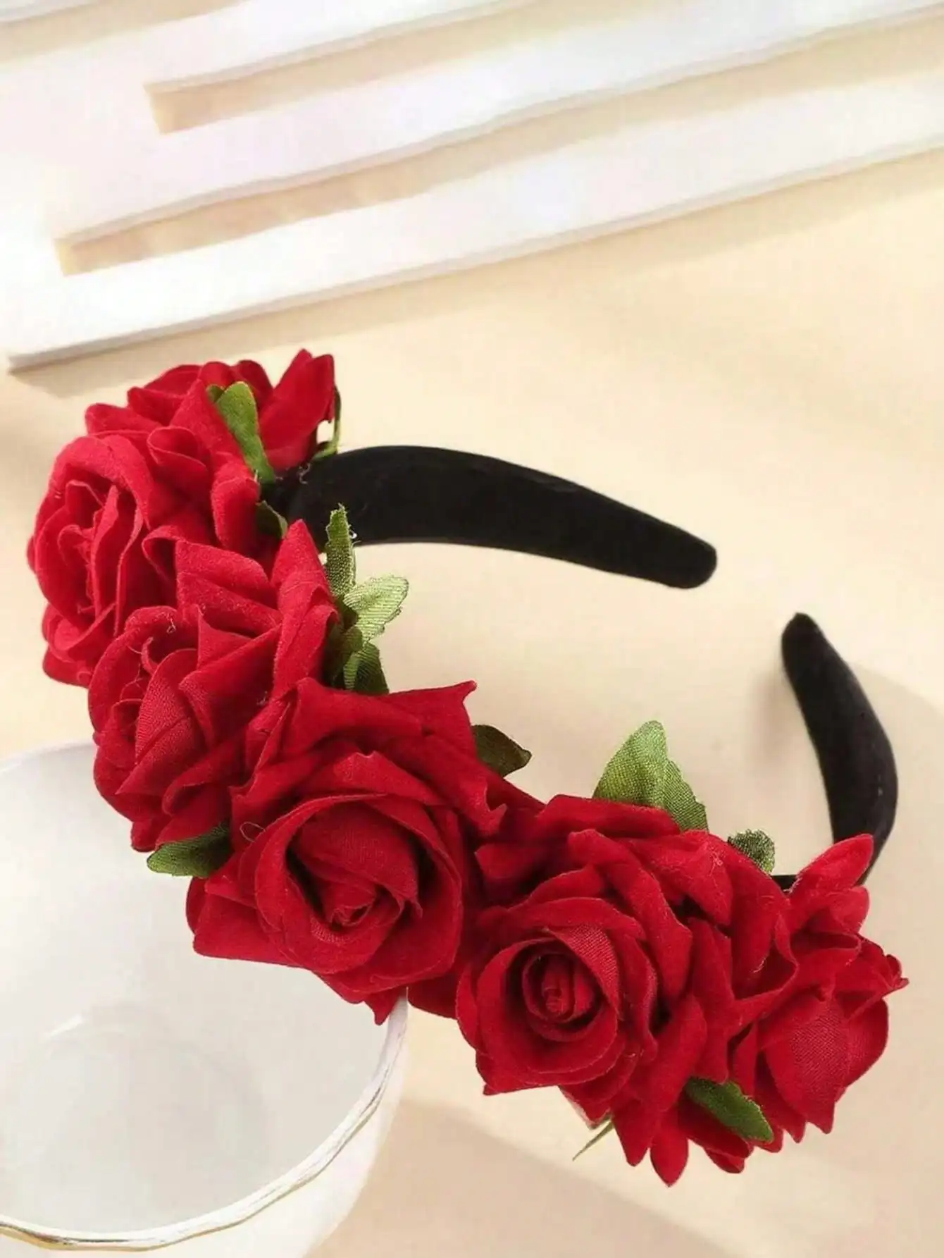 

1pc Floral Headband, Faux Rose Headpiece, Forest Style Flower Headband For Women, Delicate & Fresh Headband, Vacation Bride Accessory, Hairband For Women, Autumn Outfits, Hair Hoop Head Accessories Beauty Home Hair Accessories