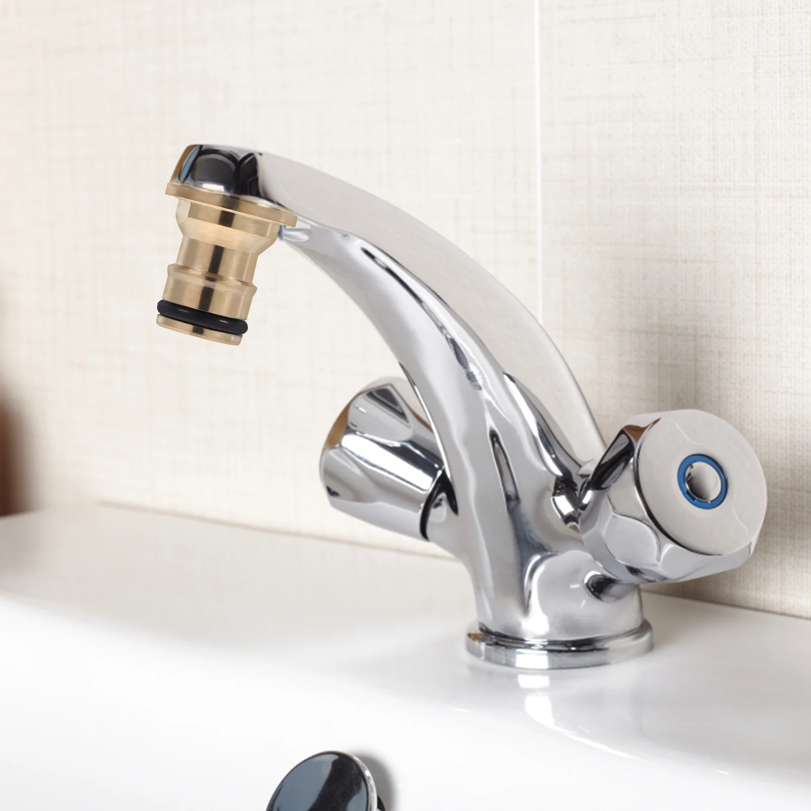 

2Pcs Universal Adapter Copper Quick Connect Leak Proof Faucet Nozzle Connector Garden Water Hose Connector for Mixer Faucets