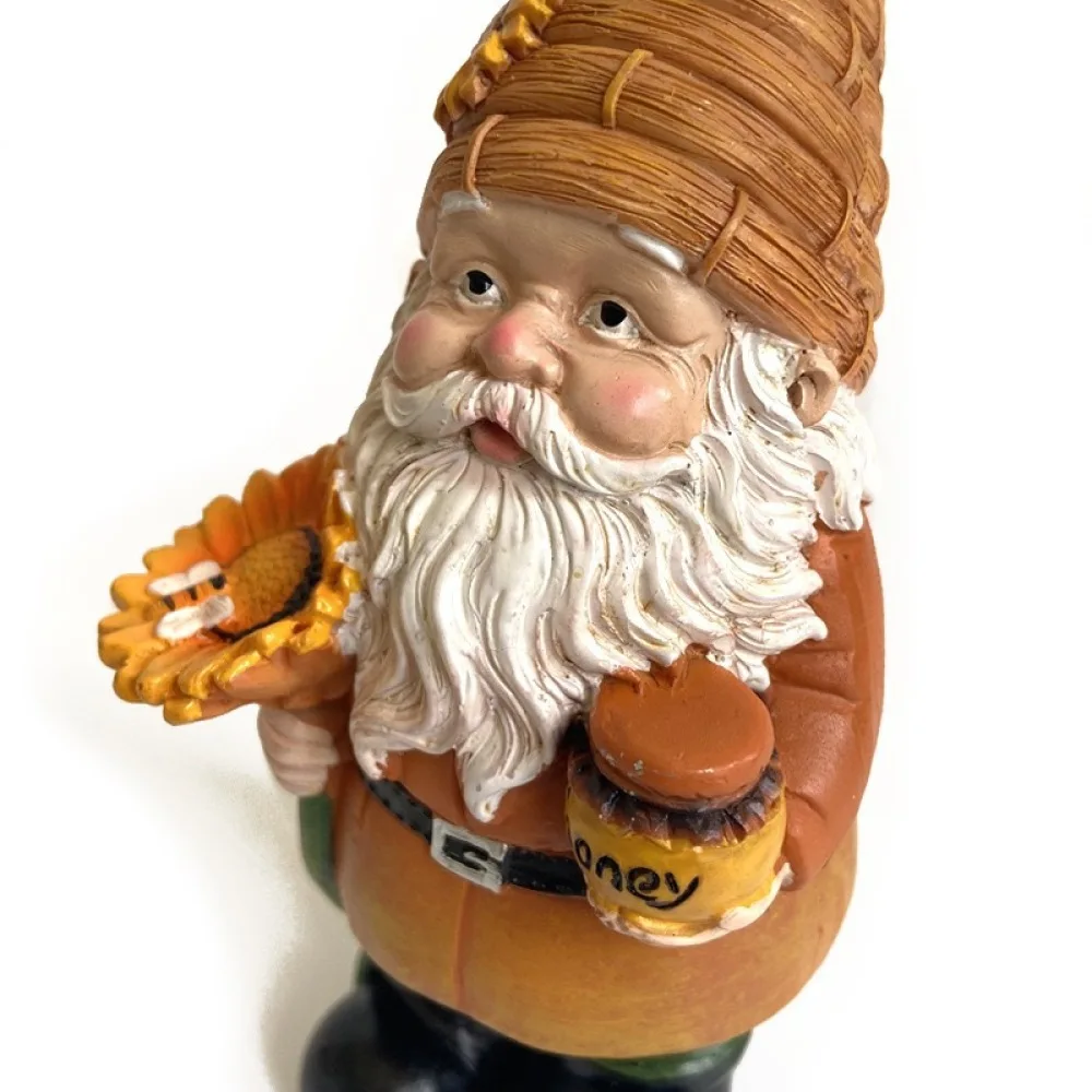 Cute Sunflower Dwarf Resin Craft Statue Garden Fairy Gnome Figurine For Indoor Outdoor Tabletop Cat Tree Shelves Ornament