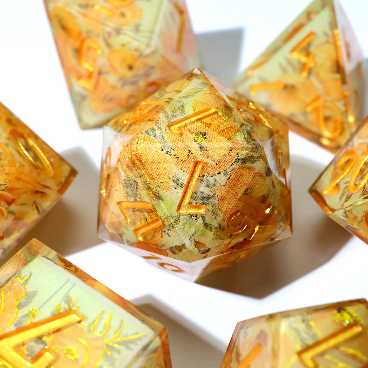

Golden Floral Full Cover DND Dice Set-Luxurious,Elegant Roll RPG Dice Gift for Board Game,Epic Adventures-F13