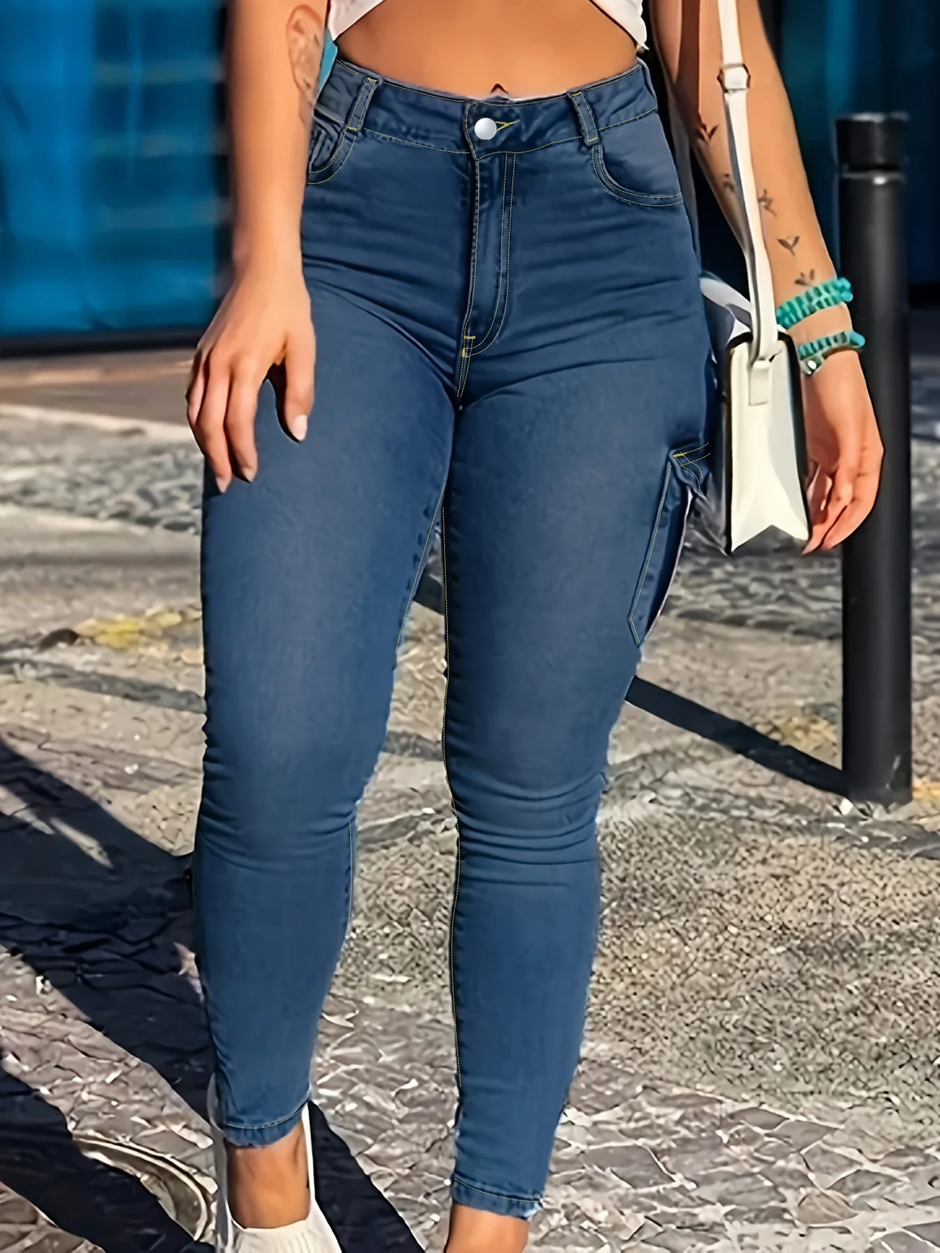 

Women's Plus Size Blue Washed Denim Jeans, Side Flap Cargo Pocket Stretchy Hip-Lifting Slim Fit Commute Skinny Pants