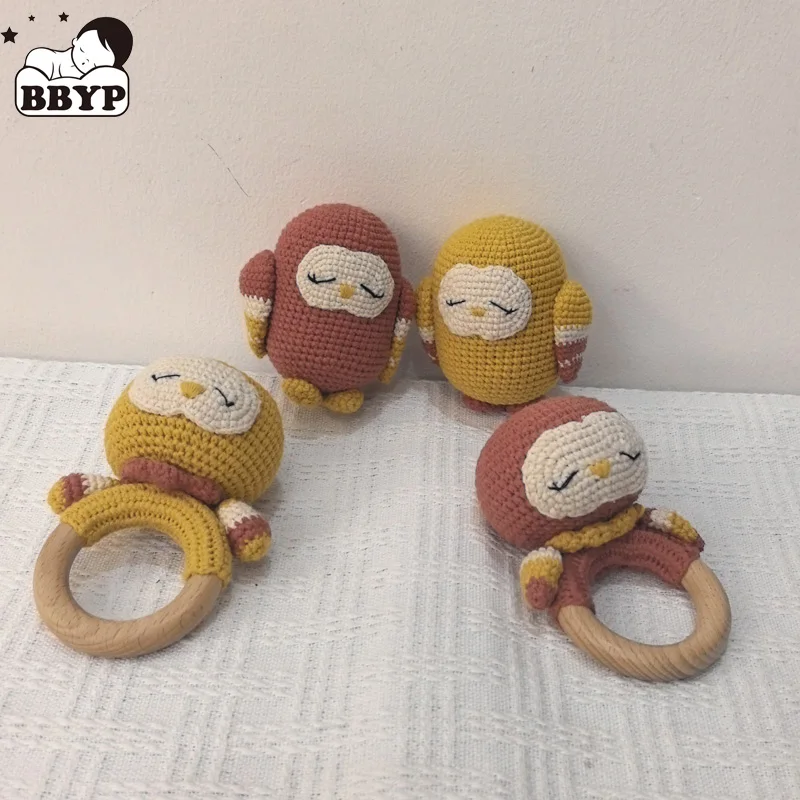 

Handmade Crochet Cartoon Penguin Animal Baby Rattle Toys Safe Beech Wood Newborn Handhold Teething Ring Baby Teether