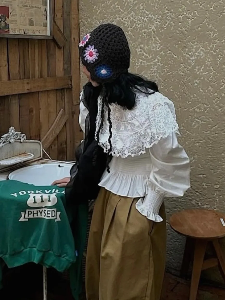 Ele Lace Trim Hollow out irt Feminino Emagrecimento Cintura Design Primavera Outono Faionable Commute Sle Long Sve Top