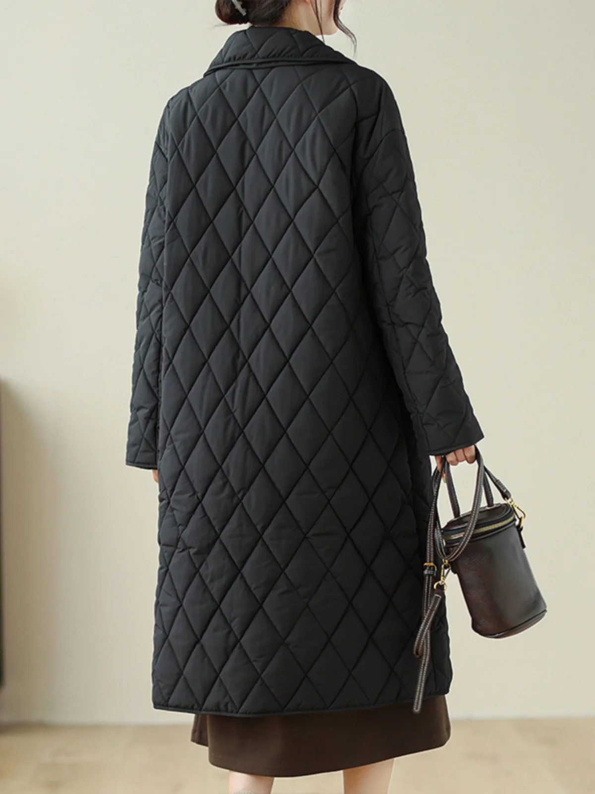 

2025 New Women Parkas Coat Korean Loose Lightweight Warm Down Cotton Jacket Fashion Large Size Loose Long Puffer Outwear Black