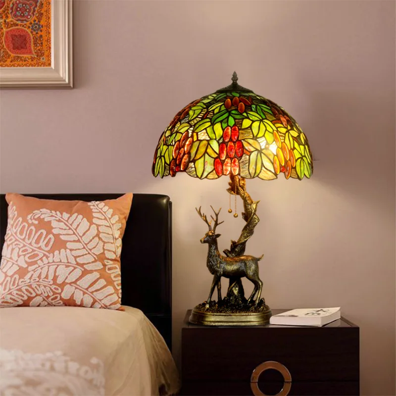 

Titian Orchard Elk Decoration Study Bedside Lamp Tiffany American Living Room Table Lamp