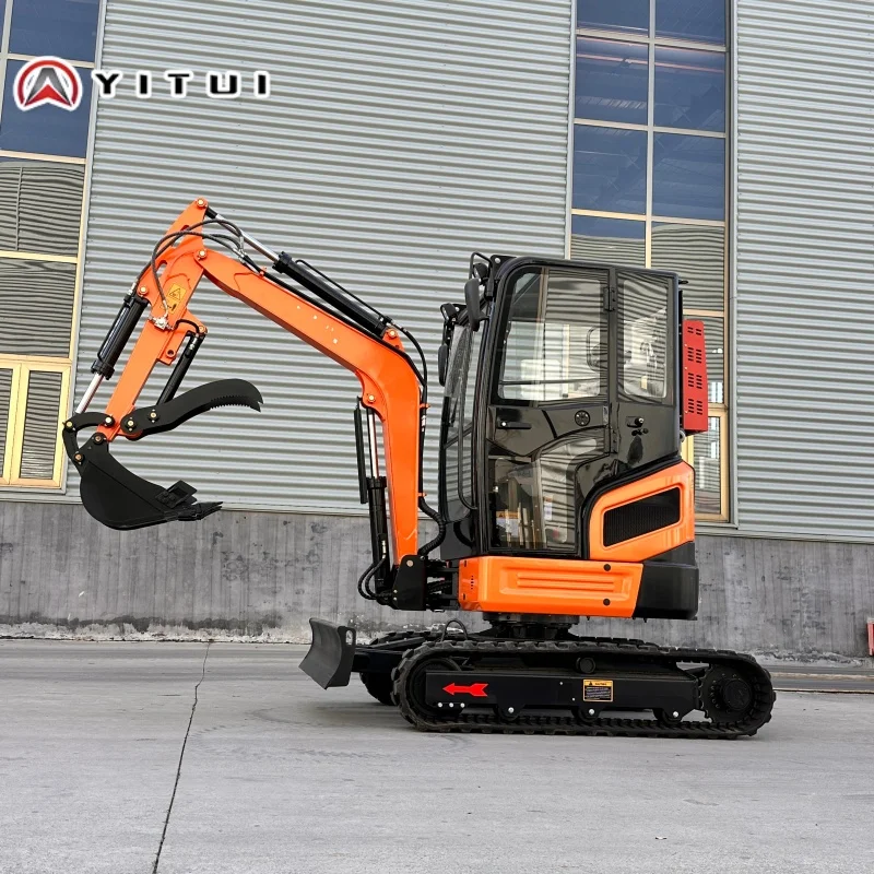 Maßgeschneiderter kompakter Minibagger 2,6 Tonnen mit mehreren Aufsätzen, kleiner Bagger für Gartenbau, Bauernhof, Landschaftsbau