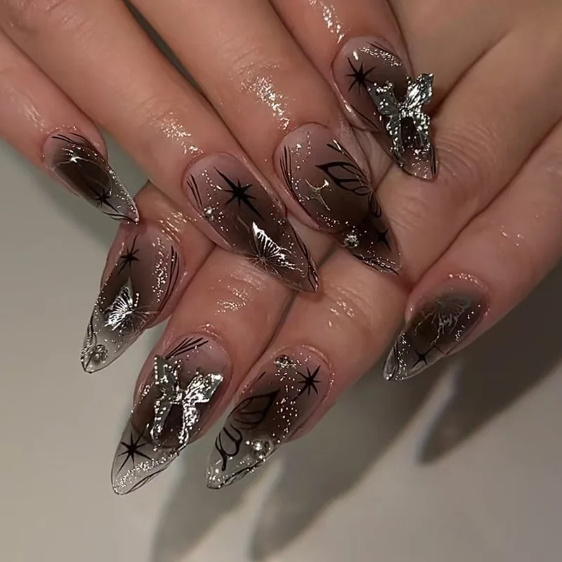 24 pz Nero Sbavatura Stiletto Unghie Finte Y2k Fiore Perla Stick sulle Punte Del Chiodo Lungo Mandorla Falso Unghie artistiche Staccabile Presse sulle Unghie