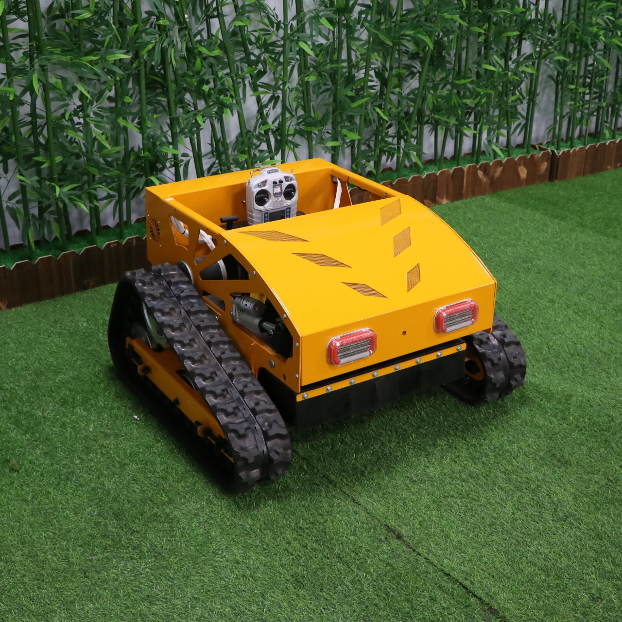 

Customized lawn mower remote control high-power garden farm weeding can be used for industrial and agricultural purposes