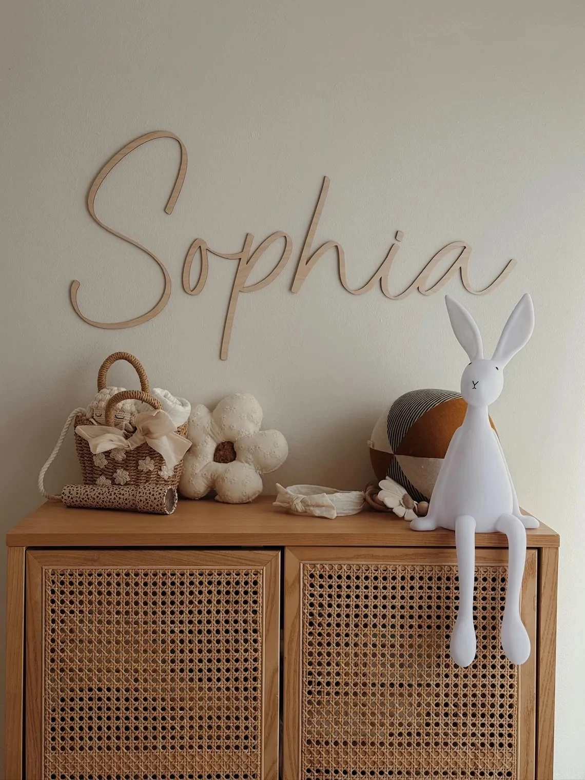 sinal-de-nome-do-bebe-sinal-de-nome-do-bercario-letras-do-bercario-sinal-de-nome-do-bebe-de-madeira-personalizado-sinal-de-nome-da-parede-decoracao-de-parede-de-fundo-de-aniversario