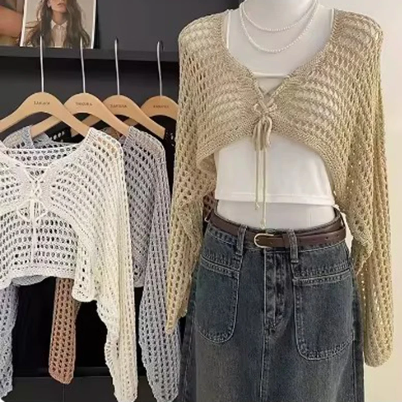 Cardigan corto all'uncinetto con cravatta sul davanti da donna a maniche lunghe Sheer OpenKnit Bolero Coprispalle Top Summer Beach Bikini Cover Up Y2K Outfit