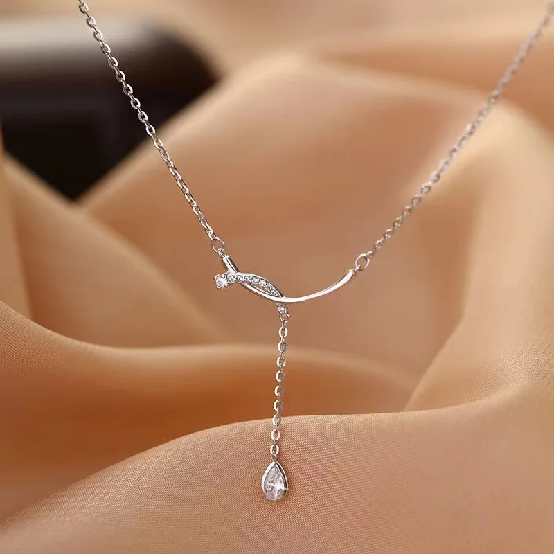 Smile Water Drop Necklace Female Light Luxury Minority High-Grade DesigninsStudent Girlfriends Tassel Clavicle Chain