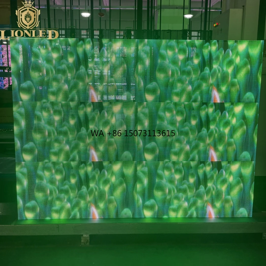 

Indoor LED digital signage for retail chains with an integrated content management system display module