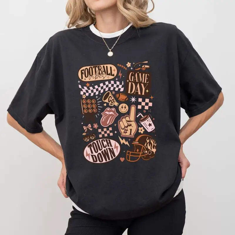 

Game Day Football T-shirt for Women, Funny Retro Graphic Tee, Vintage Touch Down Print Casual Loose Top, Y2K Streetwear Shirt