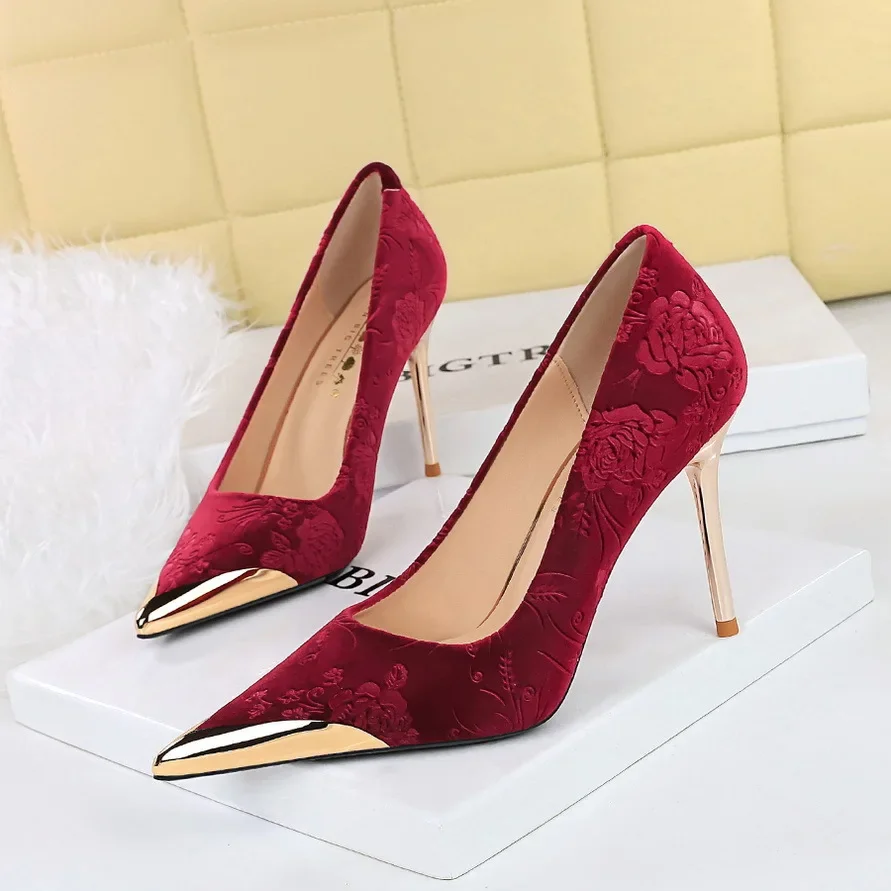 BIGTREE Shoes Metal Pointed Tip Women Pumps Fashion High Heels Ladies Shoes Stilettos Heels Suede Flower Embossing Female Pumps