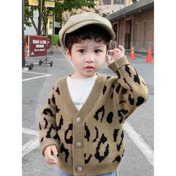 Childrens Clothing and Outerwear 2024 New Fashion Autumn and Winter Girls Baby Sweater Cardigan Autumn Fashion Trend