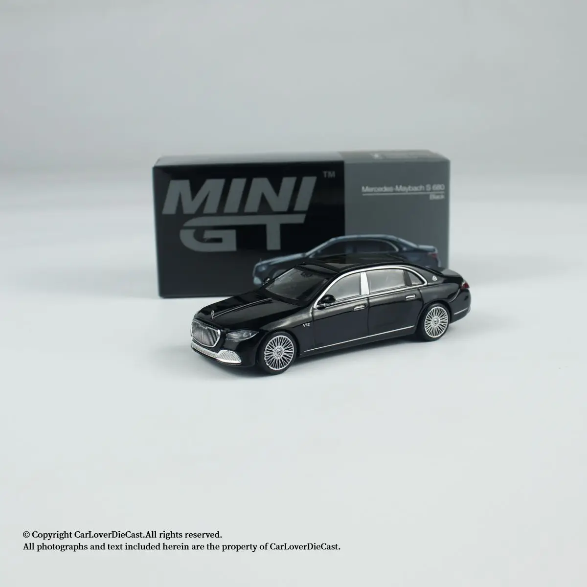 

MINI GT No. 977 1/64 Mercedes-Benz, Maybach S 680 Simulation Alloy Car Model [Spot]