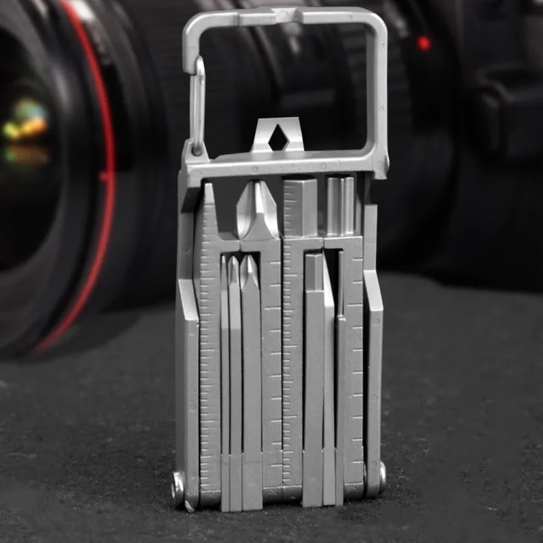 

Multi-functional stainless steel pocket tool – 13-in-1 portable folding tool for outdoor emergency repairs