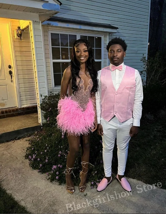 Luxury Peach Pink Short Homecoming Prom Dress 2024 Glitter Crystal Rhinestone Feather Black Girls Birthday Party فساتين سهرات