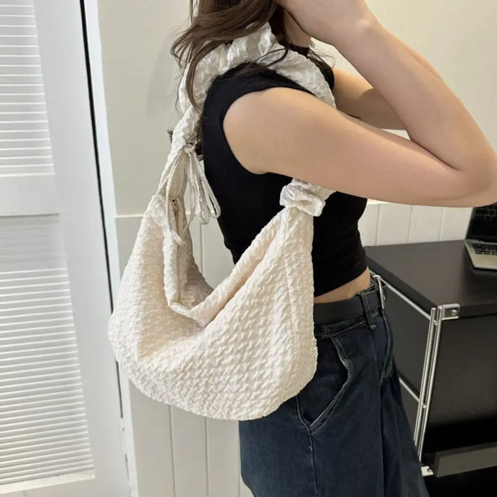 

Solid Color Bubble Shoulder Bag Nylon Strap Adjustable Cloud Pleatd Bag Tote Bag Crossbody Bag Drawstring Underarm Bag Travel