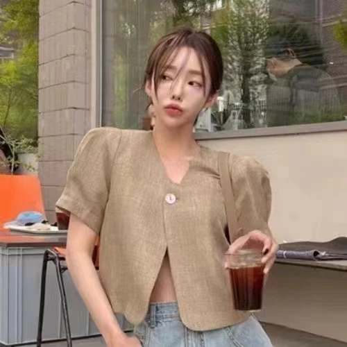 เสื้อคลุมผ้าลินินเรียบง่ายสไตล์เกาหลีสำหรับฤดูร้อน สวมใส่สบายหรูหรา ดีไซน์กระดุมเม็ดเดียว  ใส่ได้หลายโอกาส