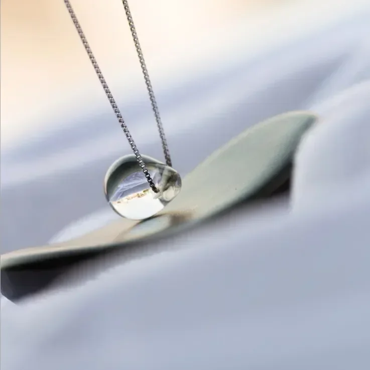 925 Silver Necklace Female Retro Palace Pendant Mermaid Tears Water Drops Natural White Crystal From Austrian bone Chain