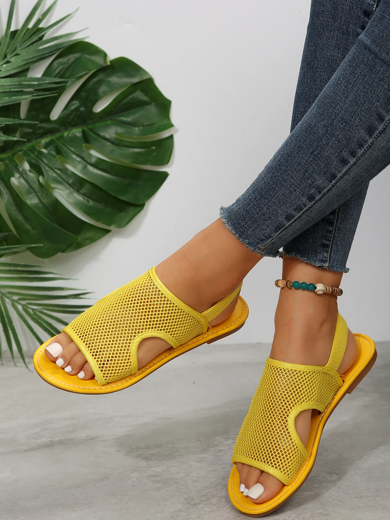 

Hot-selling Sandals with Mesh Fabric, Platform Sole, Open Toe, Rubber Single-strap Buckle, Low Heel