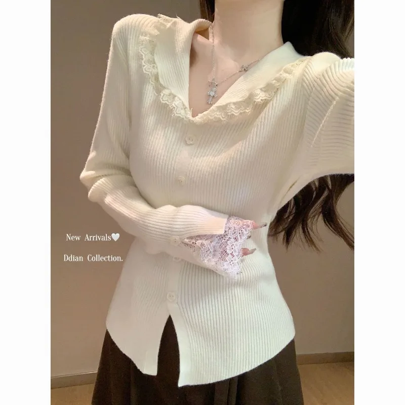 

French Temperament Autumn Winter New Sweet Style Doll Collar Lace Splicing Long-sleeved Knitted Sweater Women's Slim Slim Top