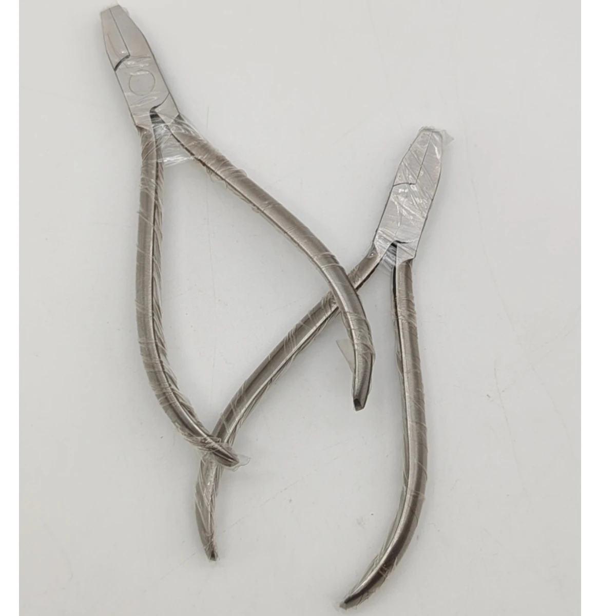 Dental Orthodontic Aligner Plier Punch Hole  Pliers Tear Drop Horizontal Plier  Placing Plier Universal Type Dentist Instrument