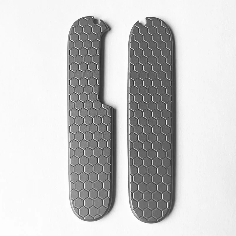 

1 пара ручек из титанового сплава, подходят для швейцарского армейского ножа Vickers 91 мм.