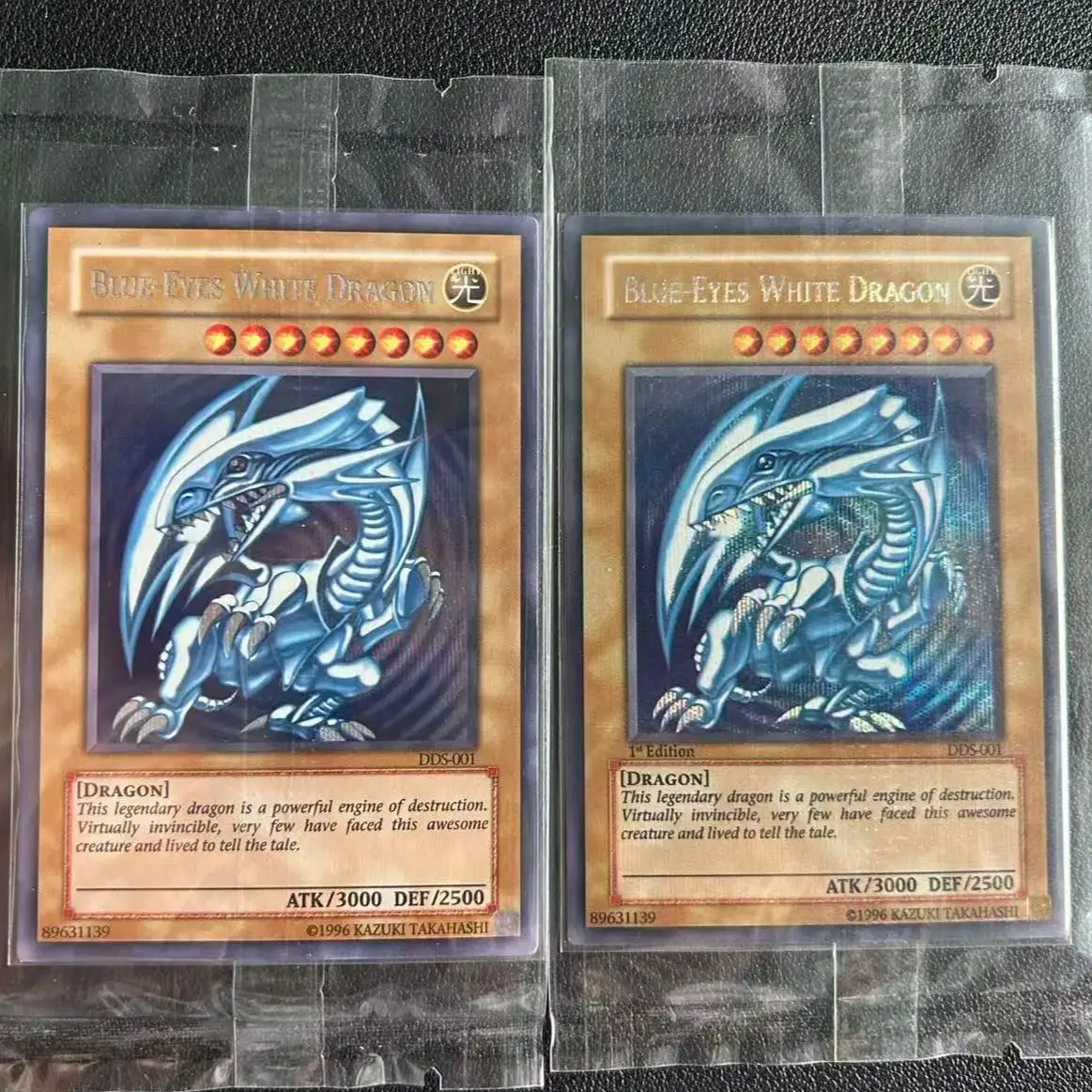 

Yu Gi Oh Secret Rare/SER TCG Blue-Eyes White Dragon(1st Edition DDS-001/DDS-001)English Collection customize Card (Not Original)