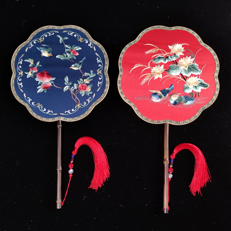 Suzhou Double Sided Embroidery Classical Decorative Fan Hanfu Dance Fan Women's Long Handle Bamboo Embroidery Round Fan LE250 - Image 3