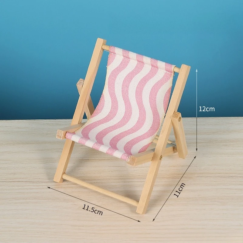 Sedie da spiaggia in legno Sedie a sdraio per Labubu Vacanze estive Spiaggia Sedia da campeggio reclinabile Ornamento per accessori per bambole