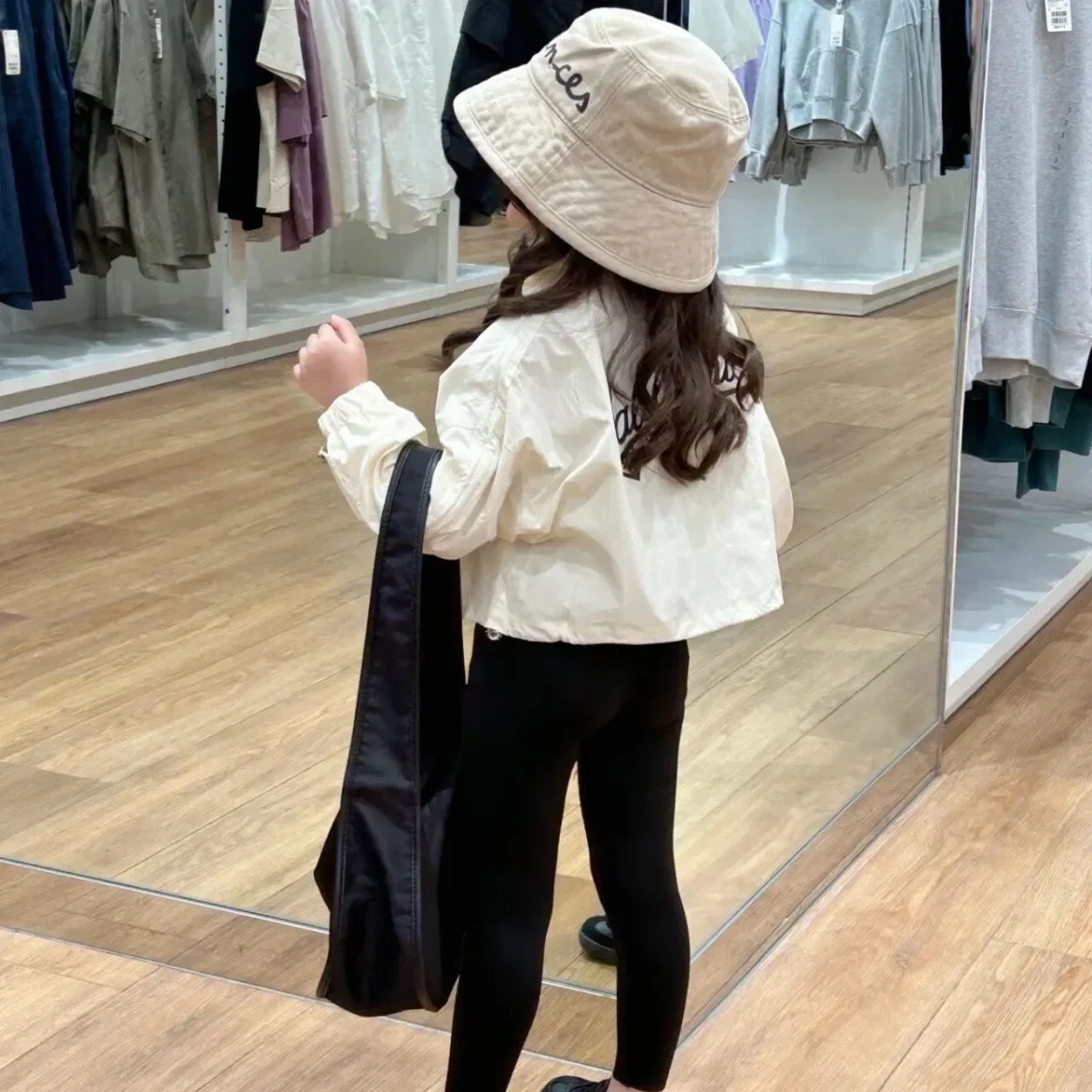 

Girls' Coat outerwear Spring and Autumn 2026 New Style Children's Casual Short Handsome Jacket
