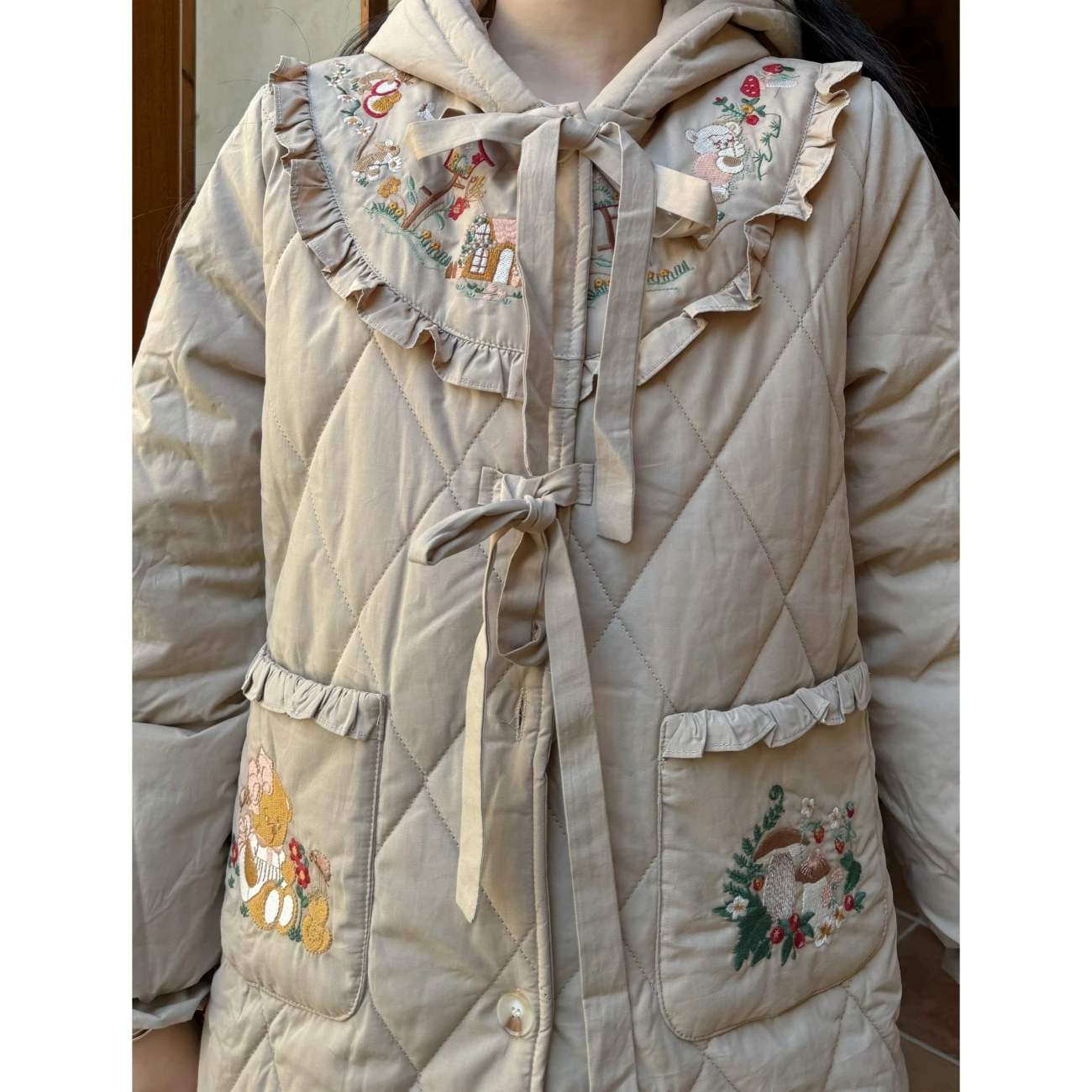 

Sweet Ruffled Embroidery Harajuku Quilting Long Coat 2025 Winter Female Korean Casual Kawaii Cute Lolita Hoodie Coat Parkas