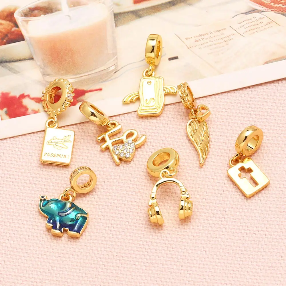 OCESRIO White Crystal FE Passport Pendant for Necklaces Copper Gold Plated Elephant Wings Jewelry Making Component pdtb730