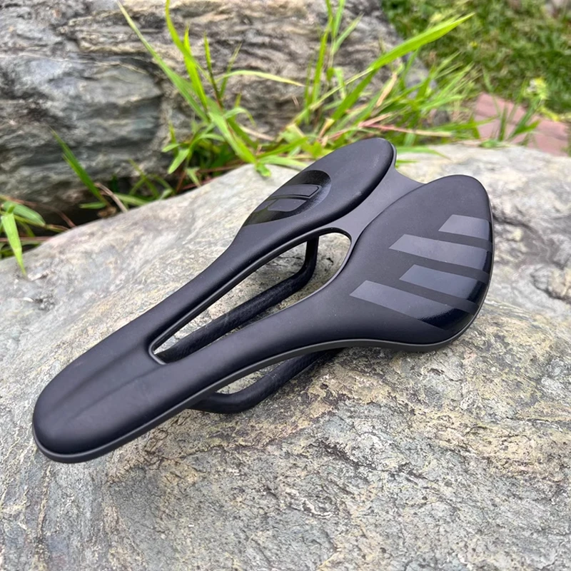 

RIRO Hollow Saddle Micro Carbon fiber Leather Saddle Cushion Suitable for MTB/Road Bike/folding Bike/Touring bikes Cycling Part