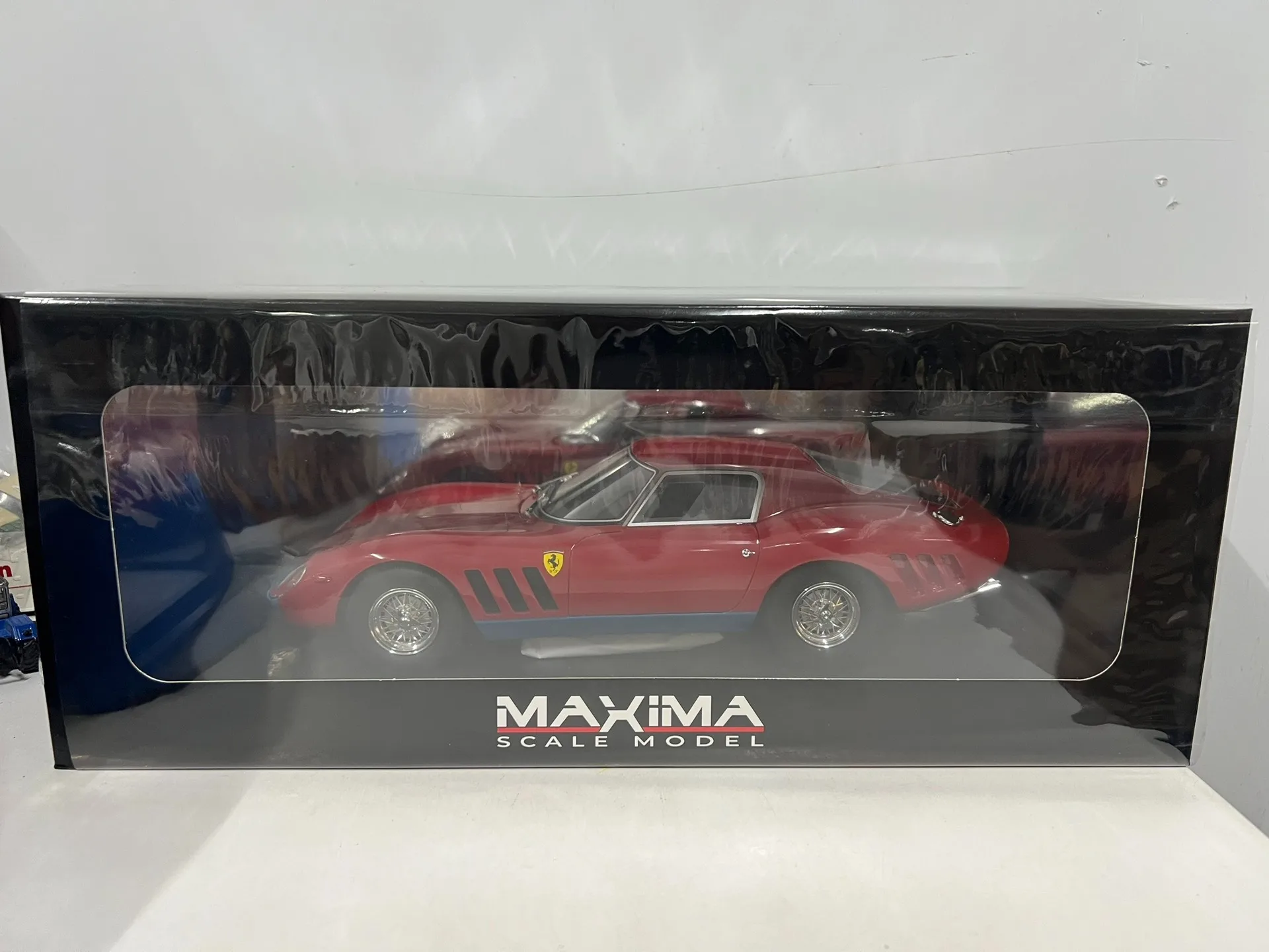 

Литой под давлением MAXIMA, масштаб 1:18, 1965, Ferrari 250 GT, модель автомобиля из смолы, Коллекционная игрушка, подарок, сувенир, украшение для дисплея