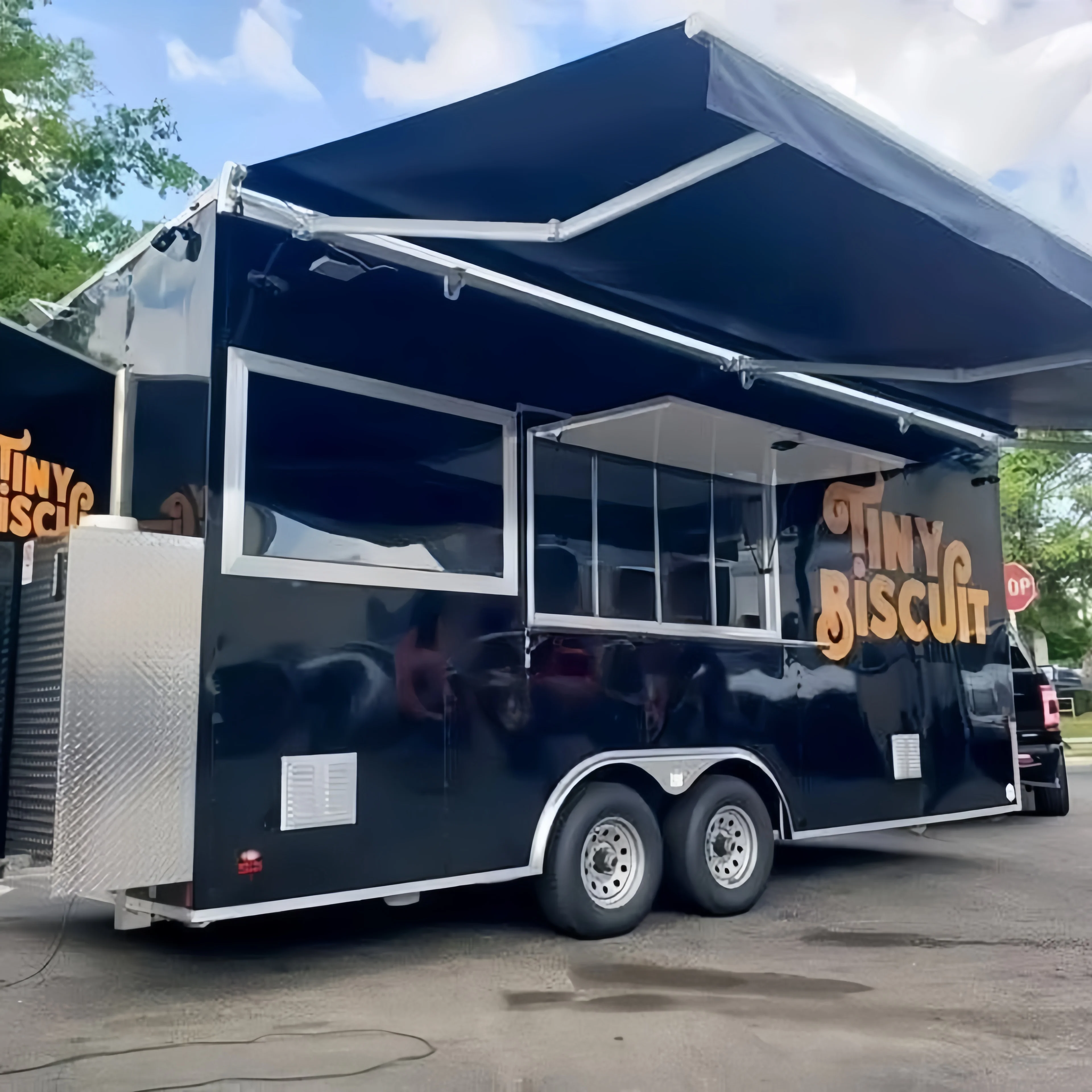 

2025 Food Truck With Full Kitchen Food Truck Van Car Mobile Kitchen Hot Dog BBQ Food Trailers for Sale