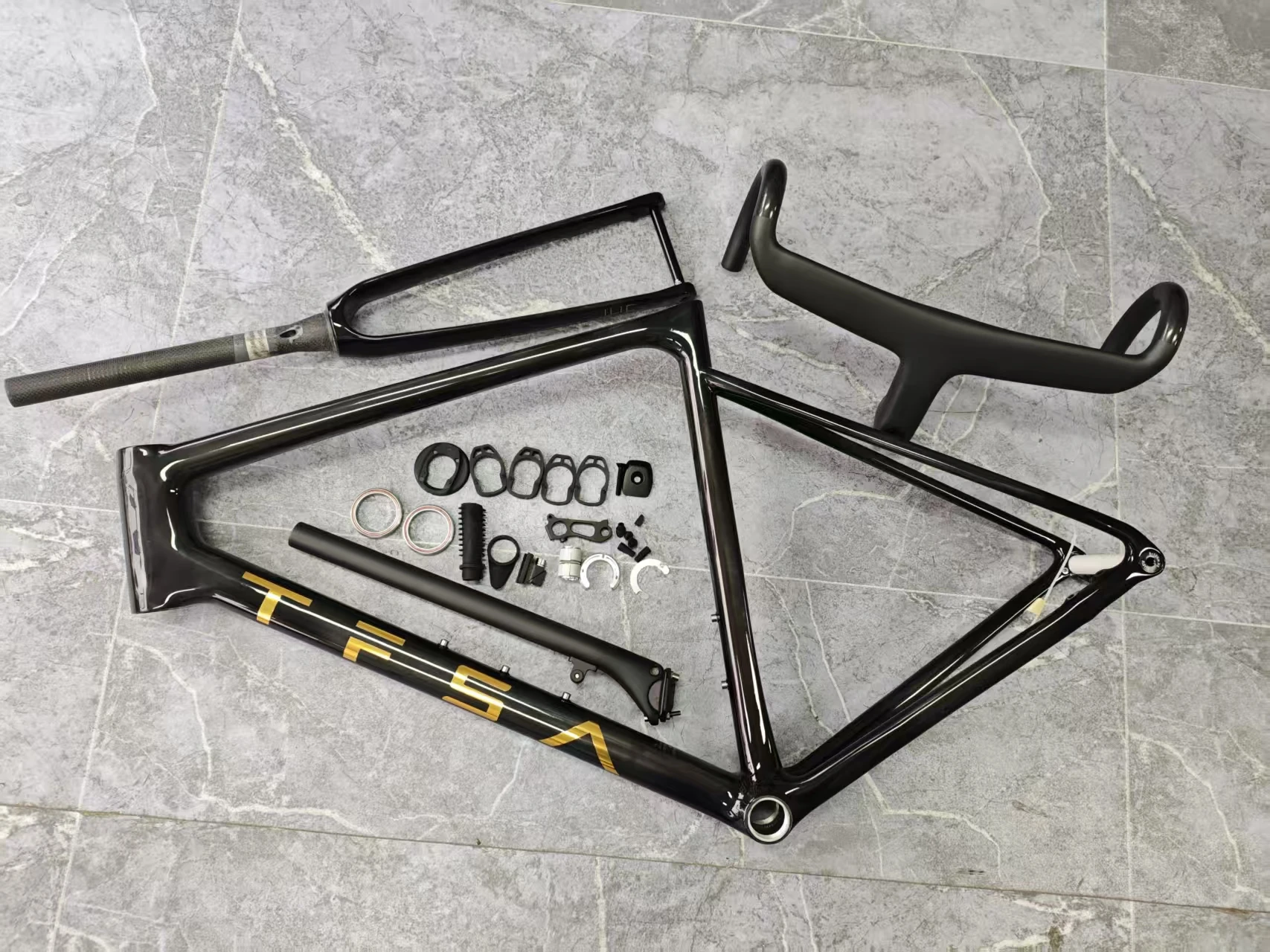 TFSA JH35 Scheibenbremse, ultraleichter Straßenrahmen aus Kohlefaser mit DIY-Farbe und Vollschrauben aus Titanlegierung, nacktes Carbon UD