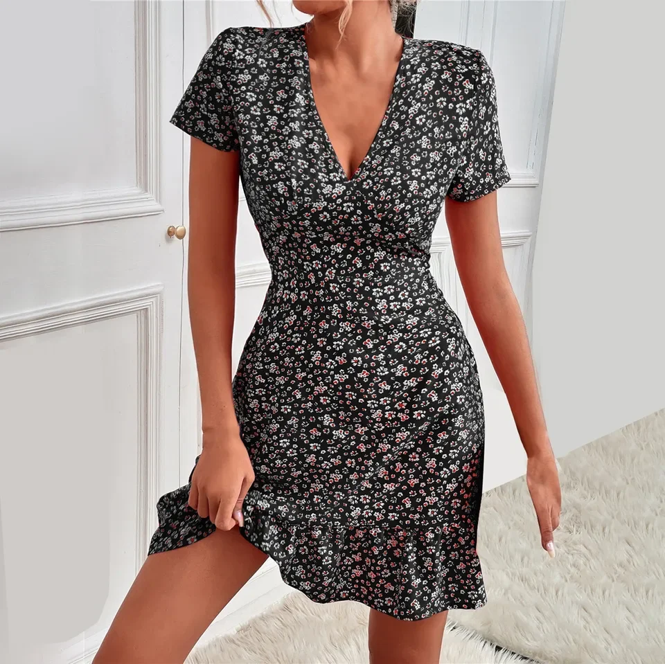 

Women's Summer Dress Boho Sexy V-Neck Floral Print Short Sleeve Flounced Dress Casual Short Loose Fit Vacation Beach Dress