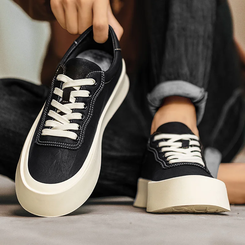 

2025 Men's New Autumn White Sneakers - Breathable Casual Shoes, Couple Style, Trendy & Best Selling