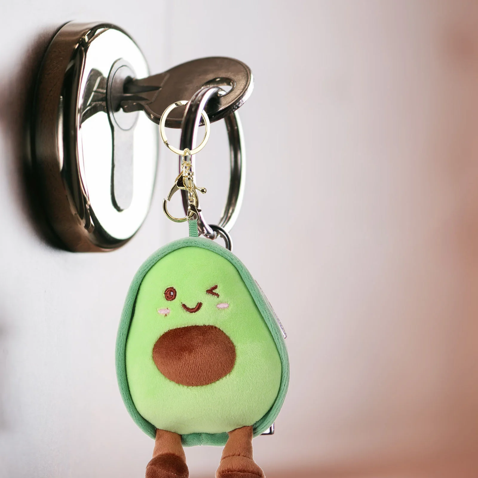 Kawaii Avocado Key Chain Plush Keyring KeyChain Yolk Key Chain Toy for Car Key Bag Pendant