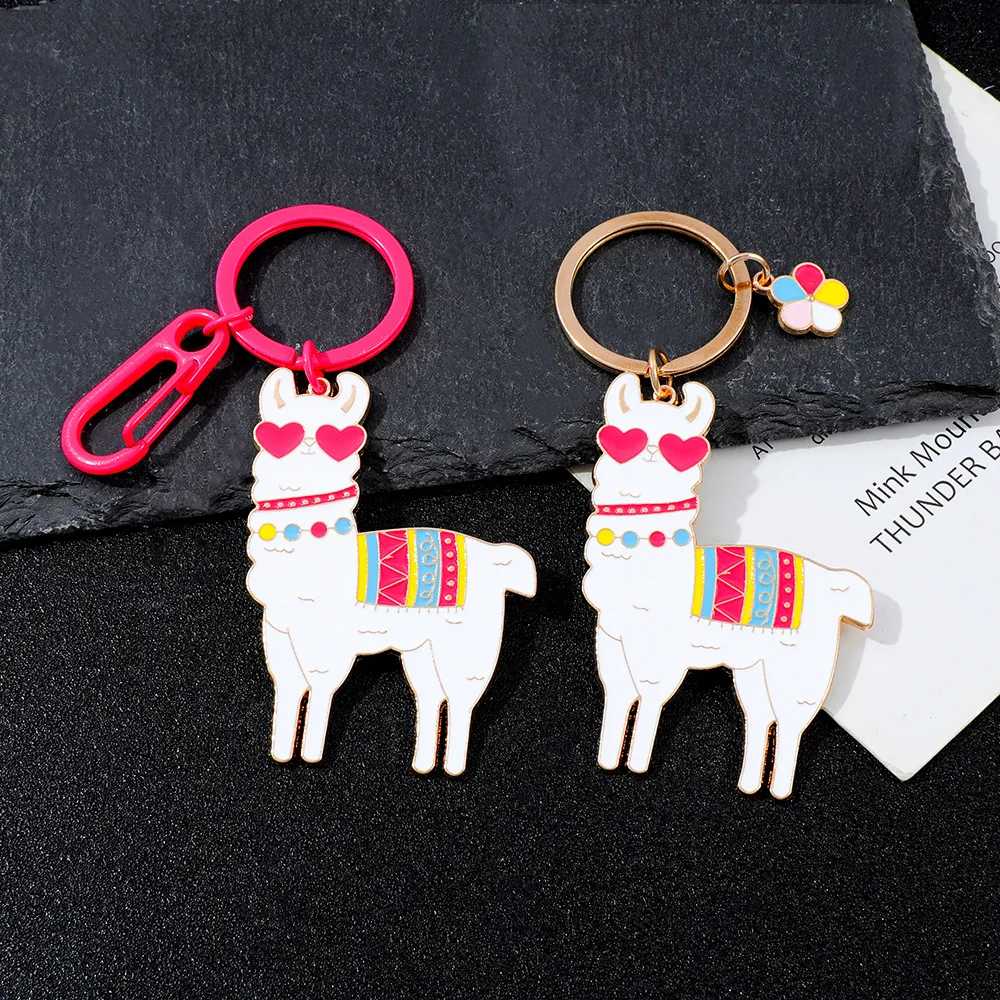 Lovely Enamel Heart Alpaca Keychain Charms Cartoon Animal Pendant Fashion Accessory for Women And Girls